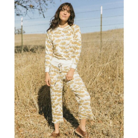 💕THE GREAT💕 The Wide Leg Cropped Sweatpant ~ Camomile Floral Size 2 M NWT - Picture 2 of 15